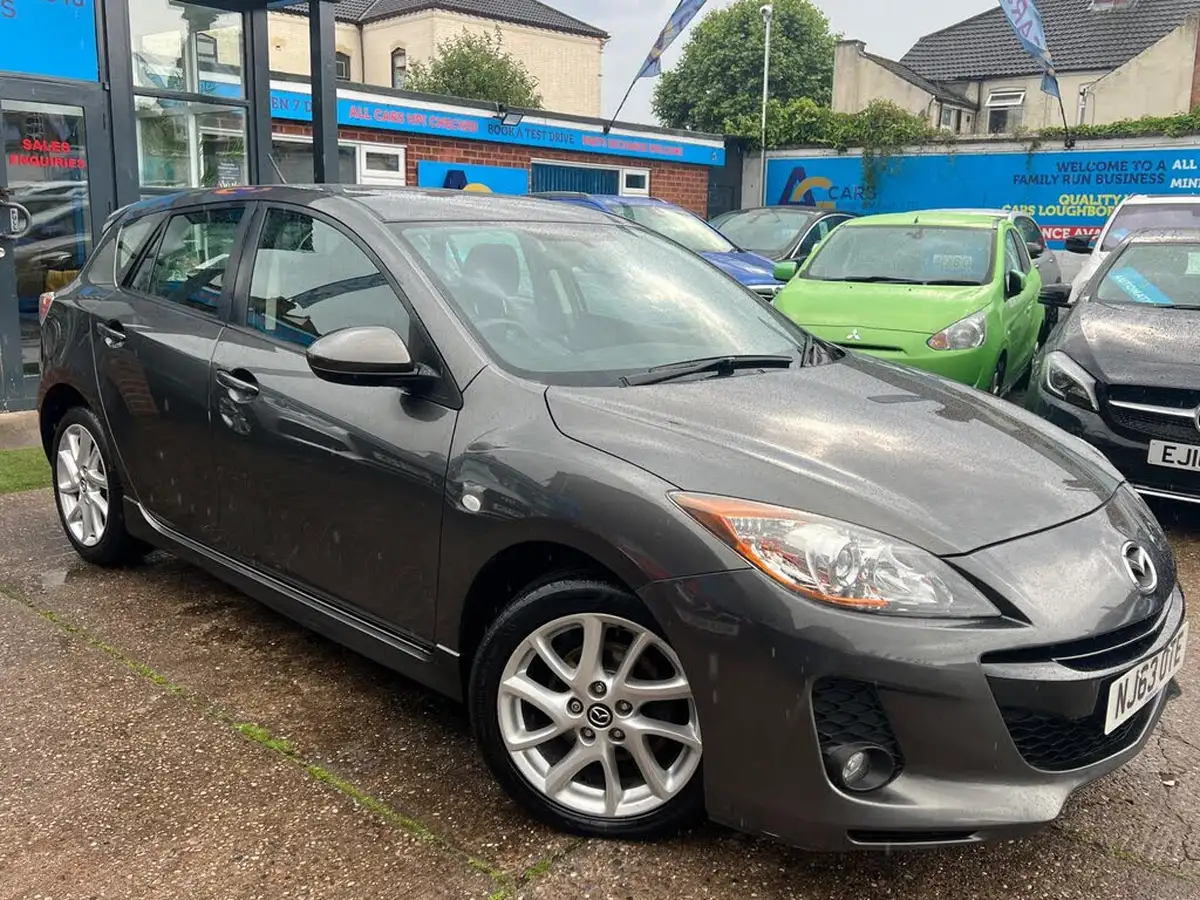 2013-mazda-mazda3-16-tamura-big-45