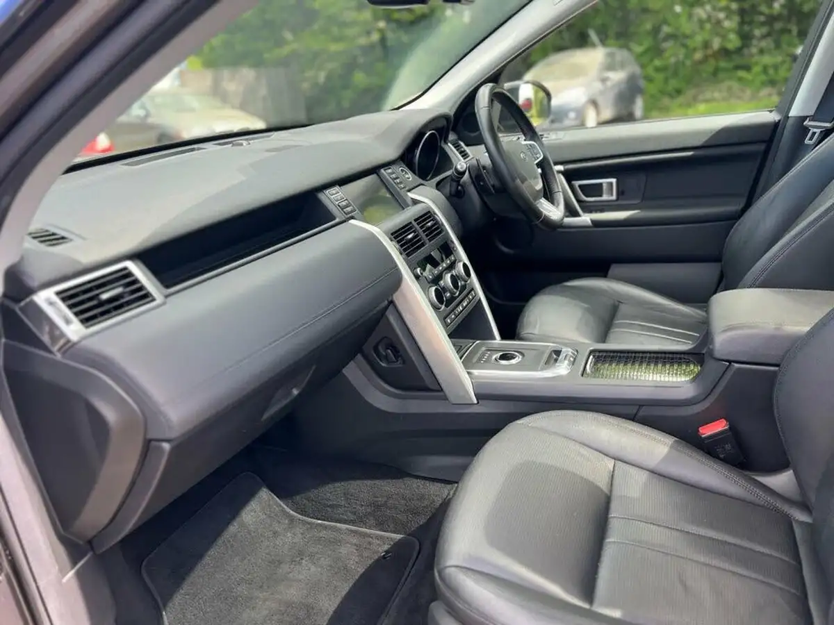 2019-land-rover-discovery-sport-20-si4-hse-big-18