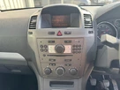 2007-vauxhall-zafira-16-club-small-11
