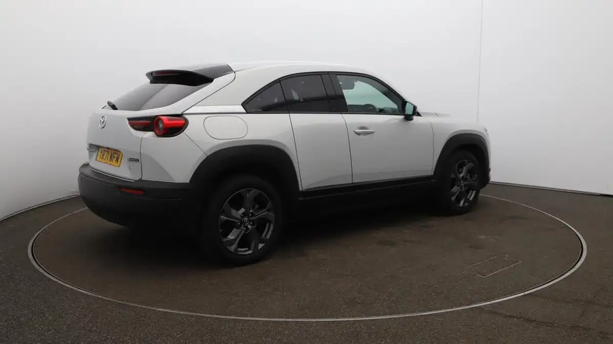 2021-mazda-mx-30-e-first-edition-big-52