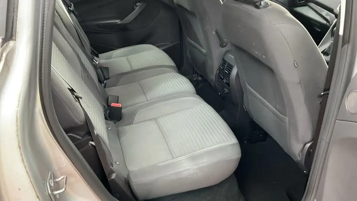 2016-ford-c-max-15tdci-titanium-powershift-big-9