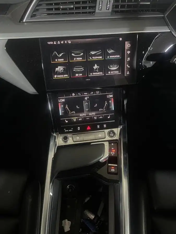 2022-audi-e-tron-55e-sport-station-wagon-big-23