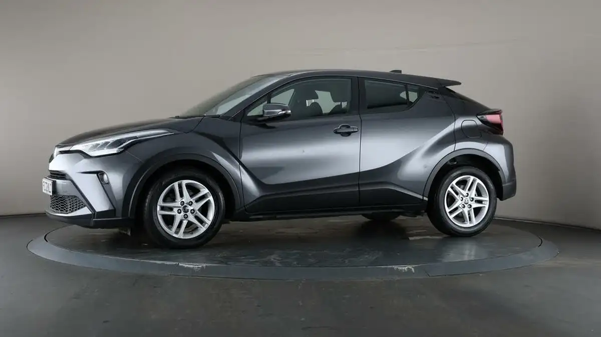 2022-toyota-c-hr-18-vvt-i-icon-big-38