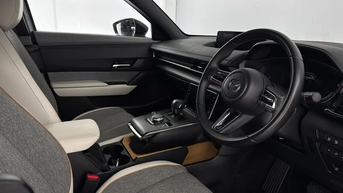 2024-mazda-mx-30-e-exclusive-line-145ps-0cc-big-9