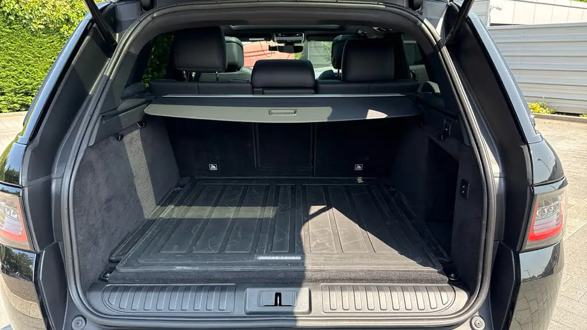 2022-land-rover-range-rover-sport-30-d300-hse-dynamic-black-big-9
