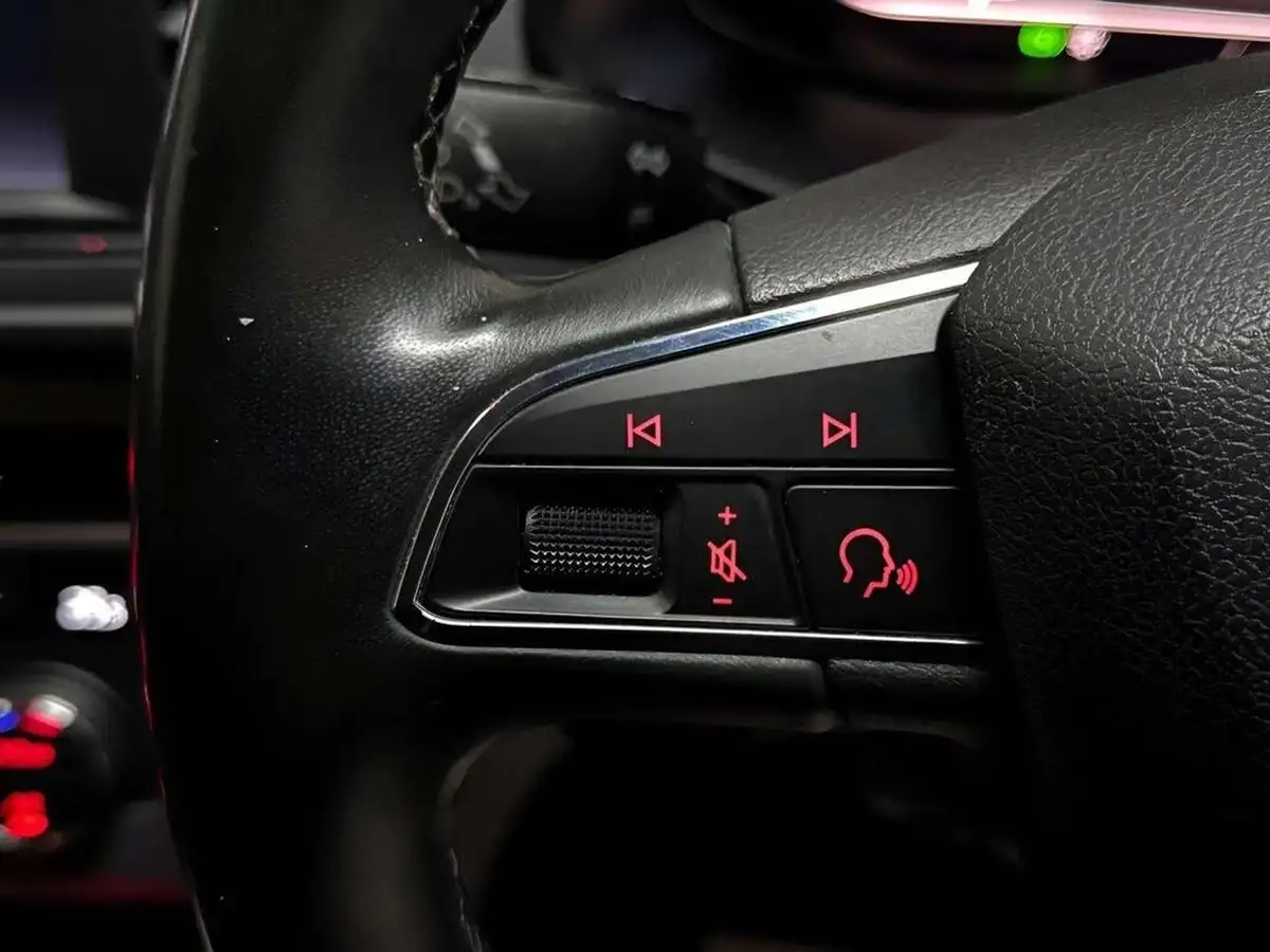 2019-seat-leon-20tdi-xcellence-lux-estate-dsg-big-18