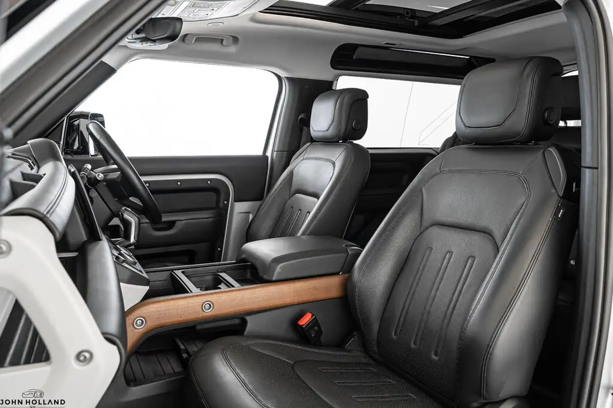 2021-land-rover-90-defender-30-d250-hse-big-3