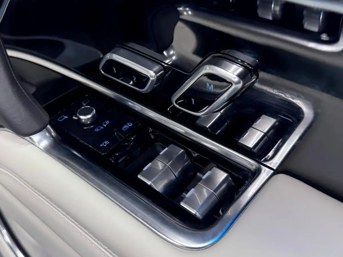 2024-land-rover-range-rover-30-p460e-autobiography-lwb-big-21