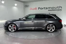 2022-audi-rs4-avant-29-tfsi-small-9