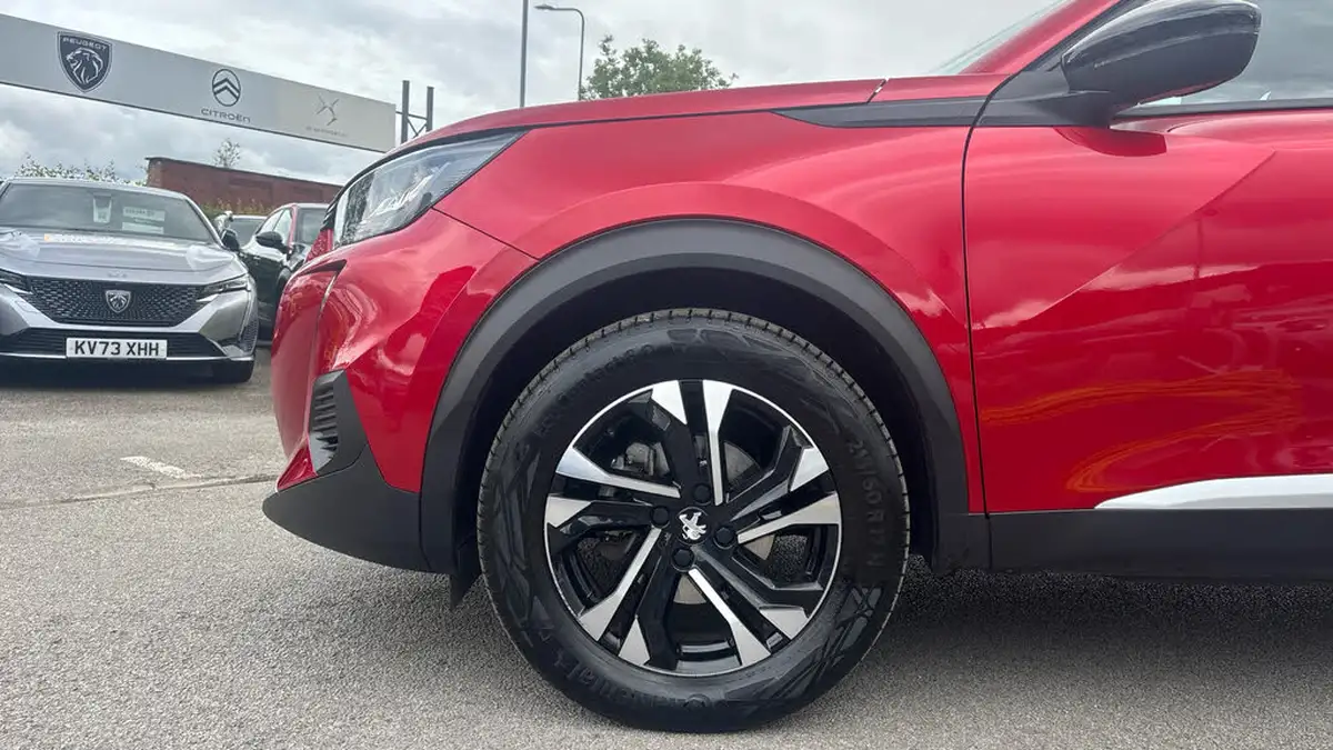 2022-peugeot-2008-suv-12-puretech-allure-premium-100bhp-big-13
