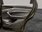 2022-audi-e-tron-50e-technik-station-wagon-small-35
