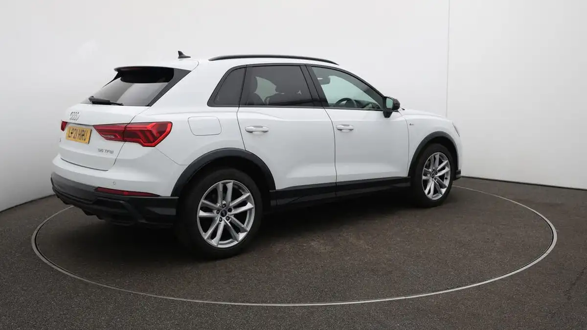 2021-audi-q3-15-35-tfsi-black-edition-codcomfort-sound-pack-station-wagon-big-45
