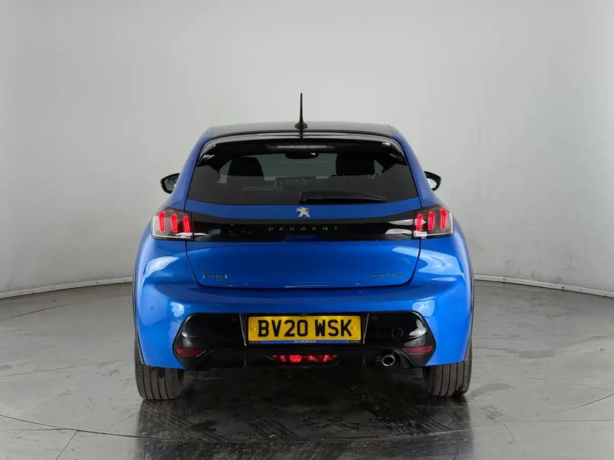 2020-peugeot-208-12-puretech-gt-line-100bhp-big-8