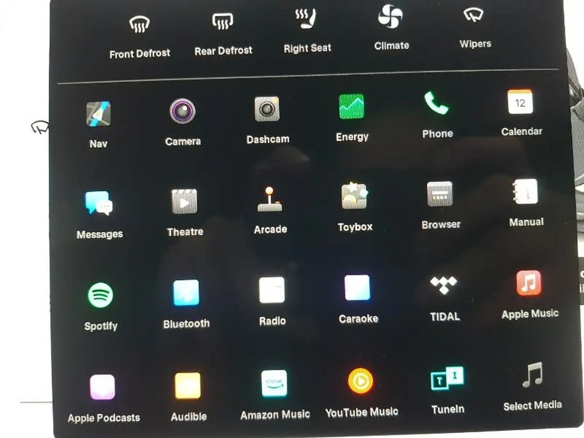 2021-tesla-model-3-e-standard-plus-big-12