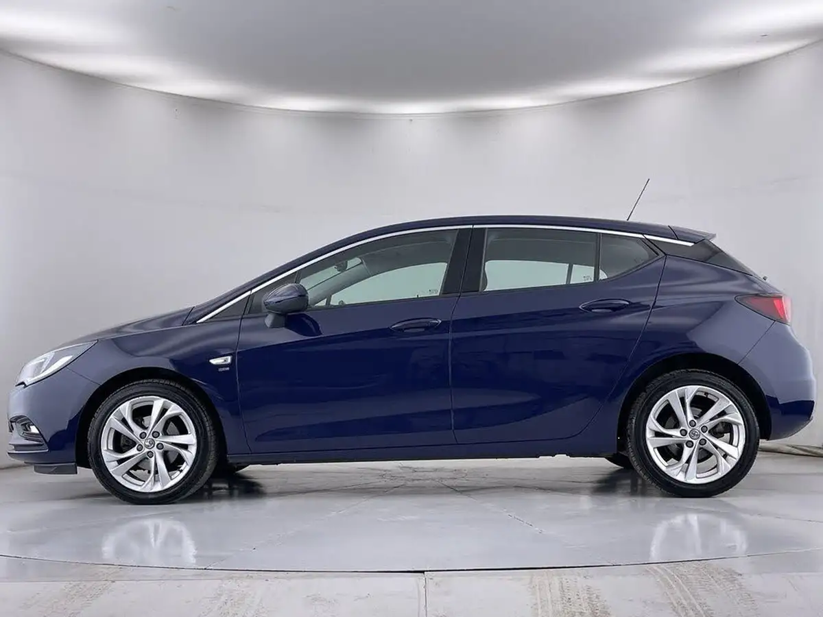2018-vauxhall-astra-14i-sri-hatchback-big-15