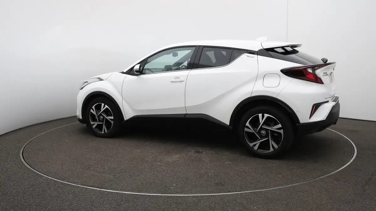 2023-toyota-c-hr-18-vvt-i-design-120bhp-big-46