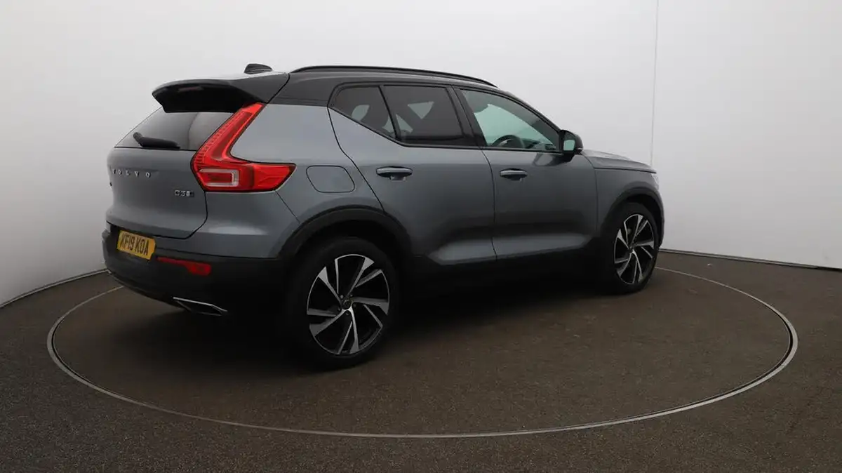 2019-volvo-xc40-20td-d3-r-design-pro-awd-geartronic-big-55