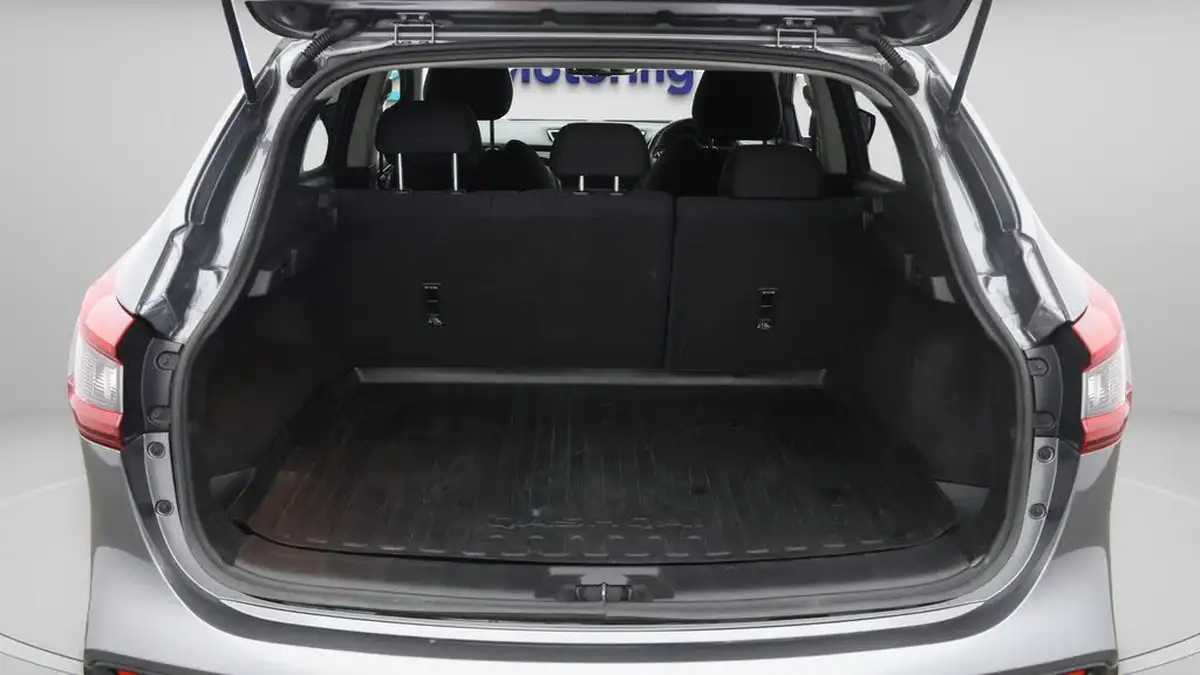 2019-nissan-qashqai-13-dig-t-n-connecta-140ps-big-17