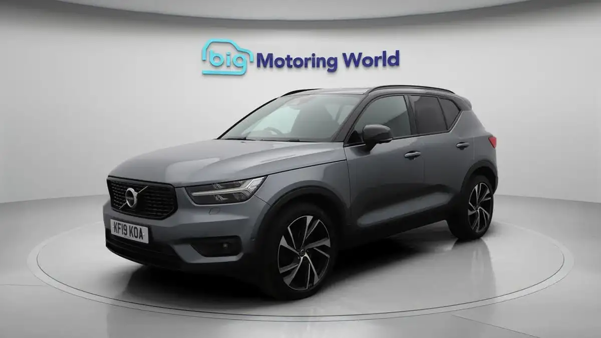 2019-volvo-xc40-20td-d3-r-design-pro-awd-geartronic-big-3