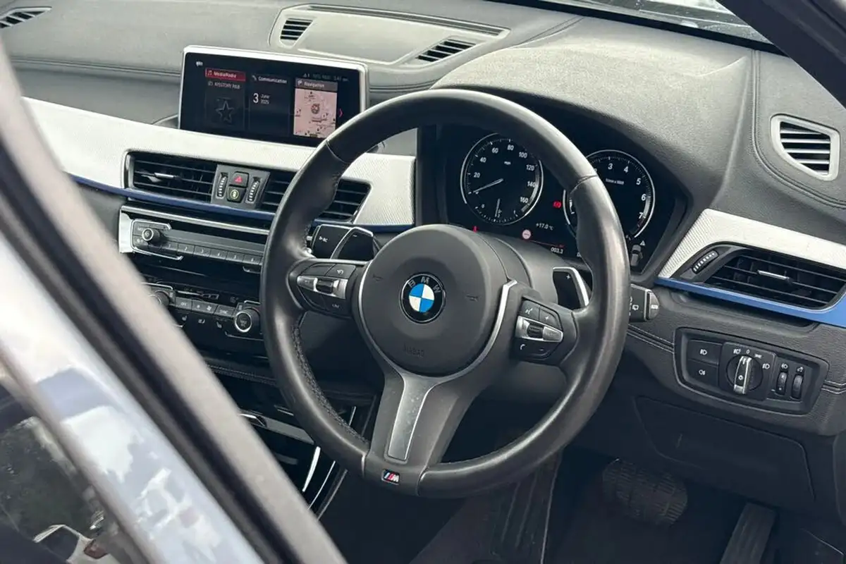 2019-bmw-x1-20-xdrive20i-m-sport-big-32