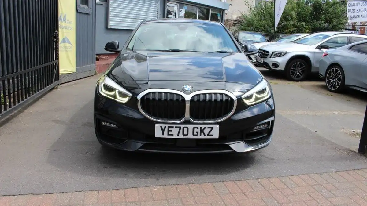 2020-bmw-1-series-big-8
