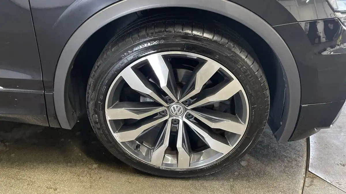 2017-volkswagen-tiguan-20tdi-r-line-4motion-ss-dsg-big-11