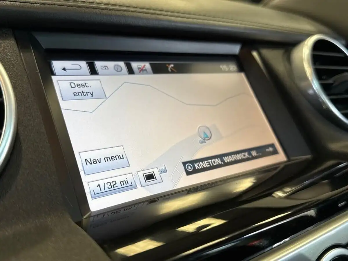 2015-land-rover-discovery-4-30-sd-v6-hse-lux-big-36