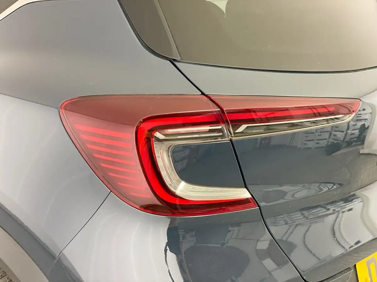 2023-renault-captur-10-tce-techno-big-36