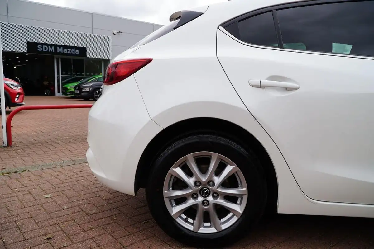 2017-mazda-mazda3-20-se-l-nav-hatchback-5d-big-38