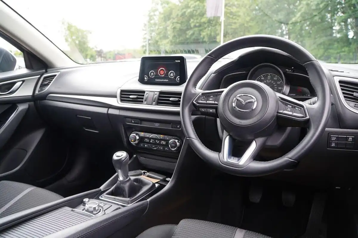 2017-mazda-mazda3-20-se-l-nav-hatchback-5d-big-14