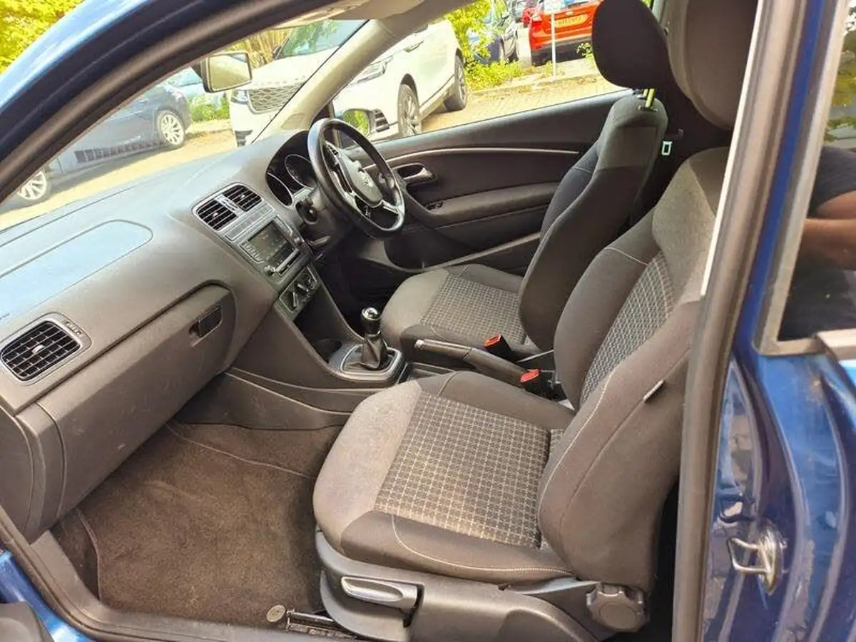 2016-volkswagen-polo-12-tsi-match-3d-big-12