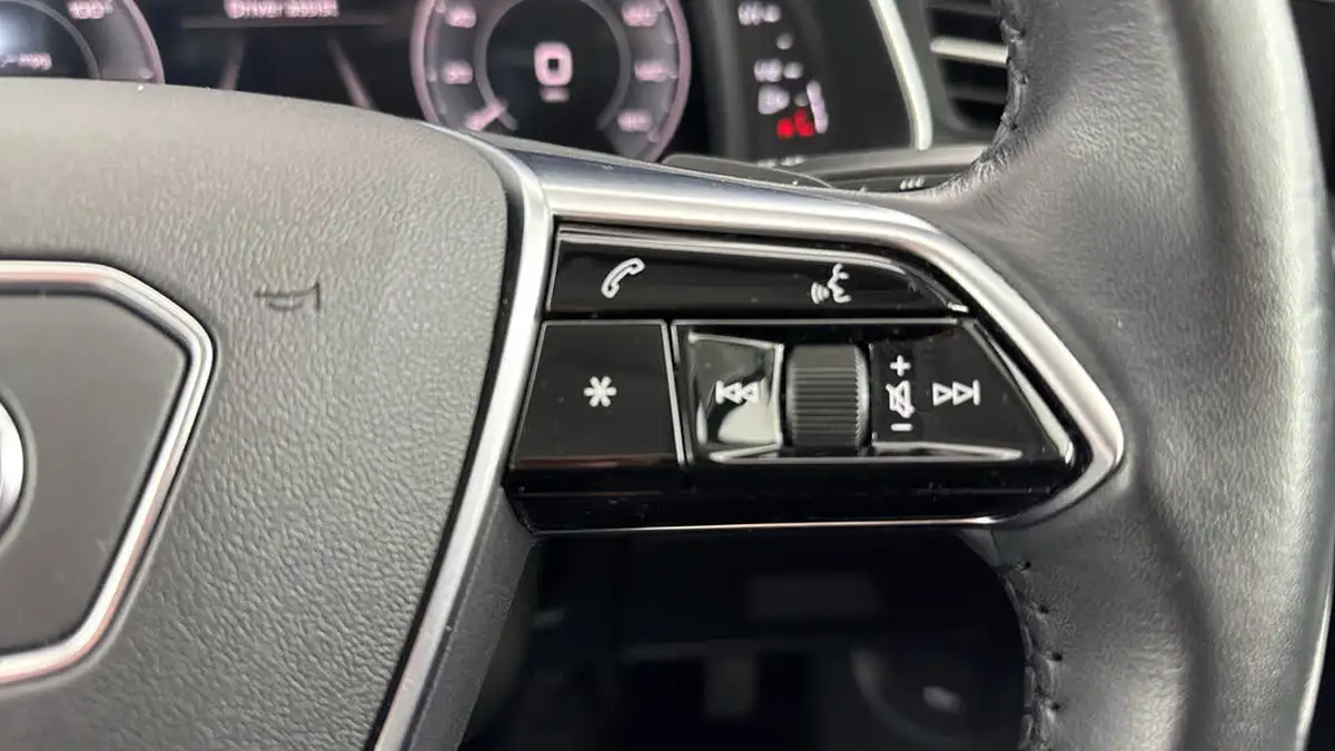 2020-audi-a6-saloon-20-50-tfsi-e-sport-big-22