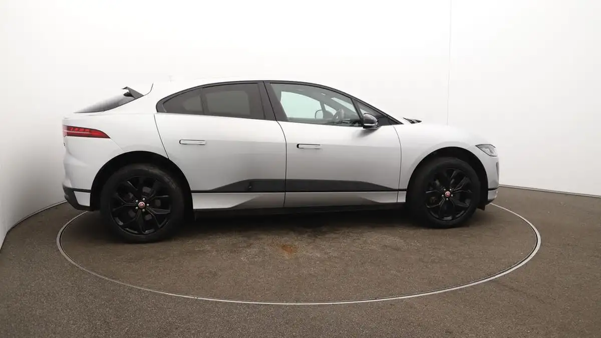 2022-jaguar-i-pace-ev400-hse-black-big-52