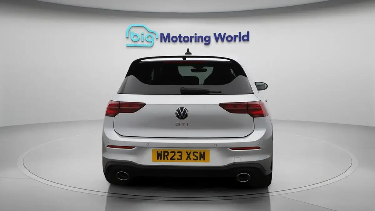 2023-volkswagen-golf-20-tsi-gti-clubsport-big-6