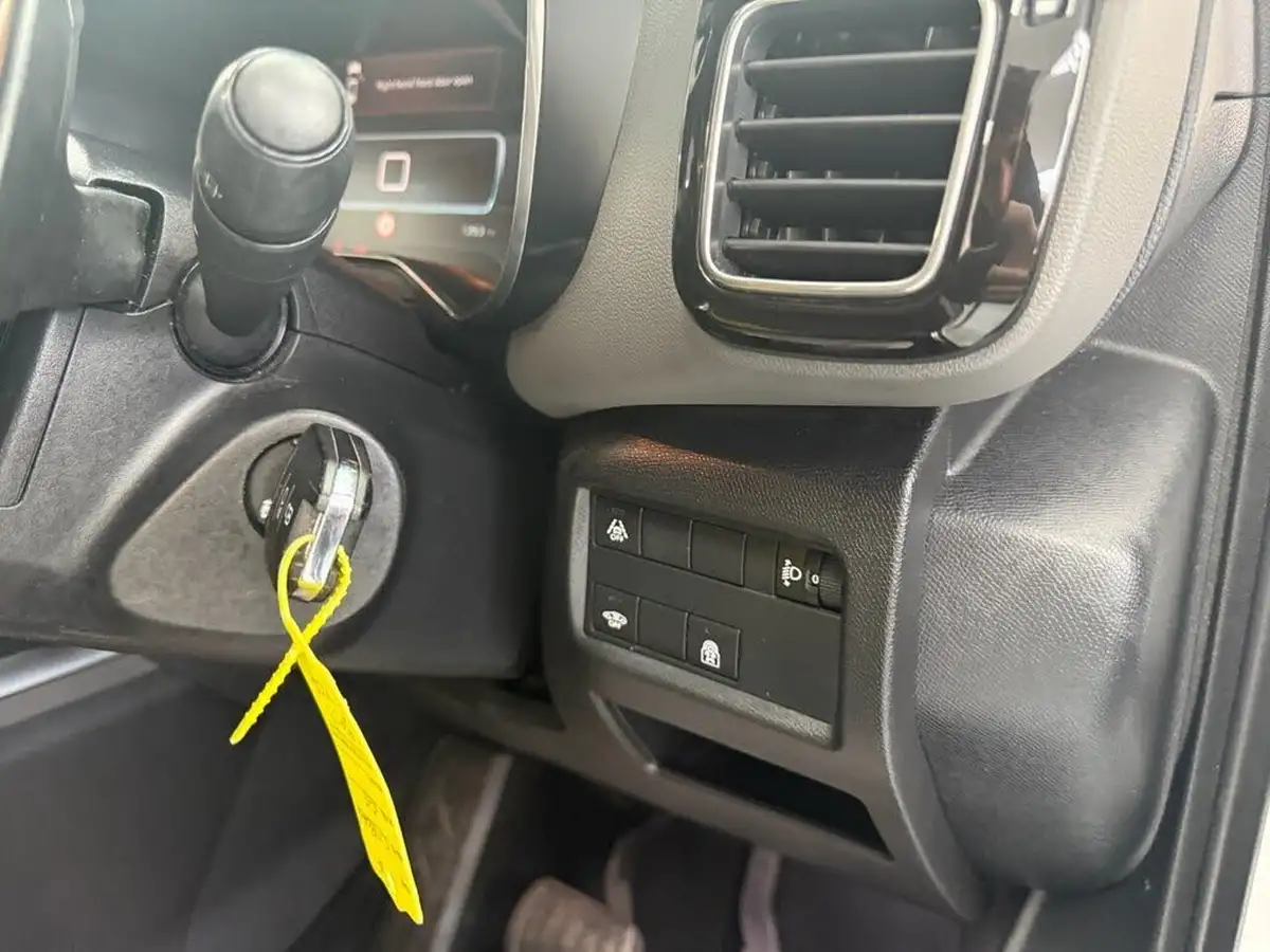 2019-citroen-c5-aircross-20bluehdi-flair-big-27