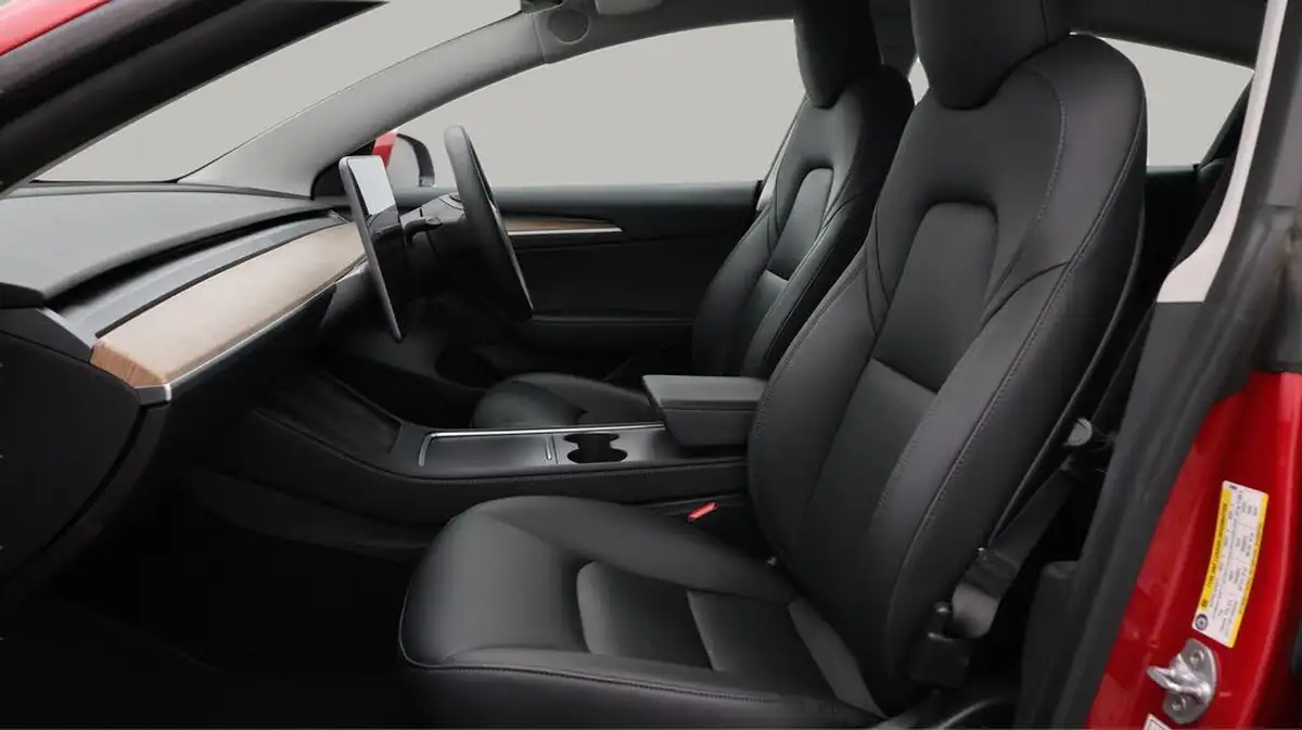 2021-tesla-model-3-e-long-range-4x4-big-14