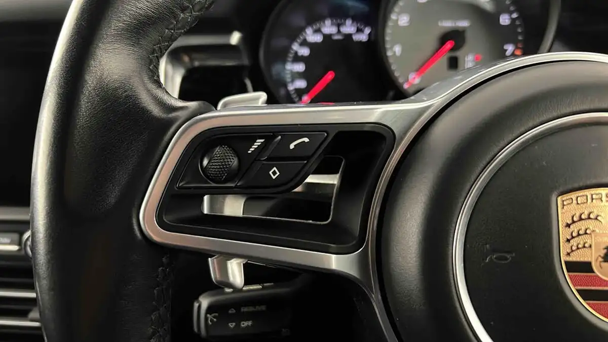 2020-porsche-macan-30-v6-s-big-16