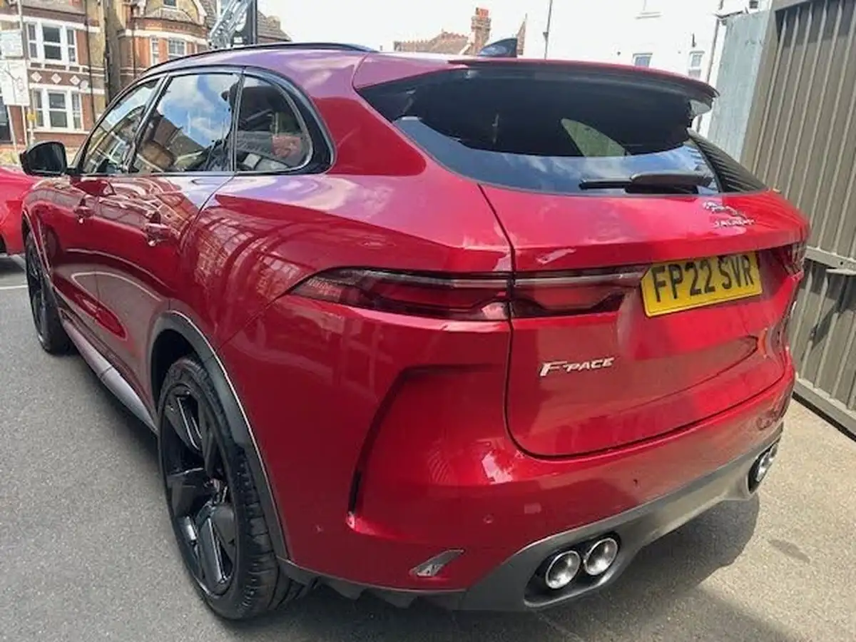 2022-jaguar-f-pace-50-v8-p550-svr-big-6