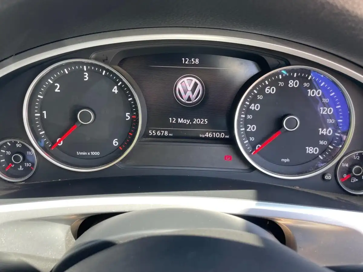 2015-volkswagen-touareg-30td-se-262ps-bmtss-big-18
