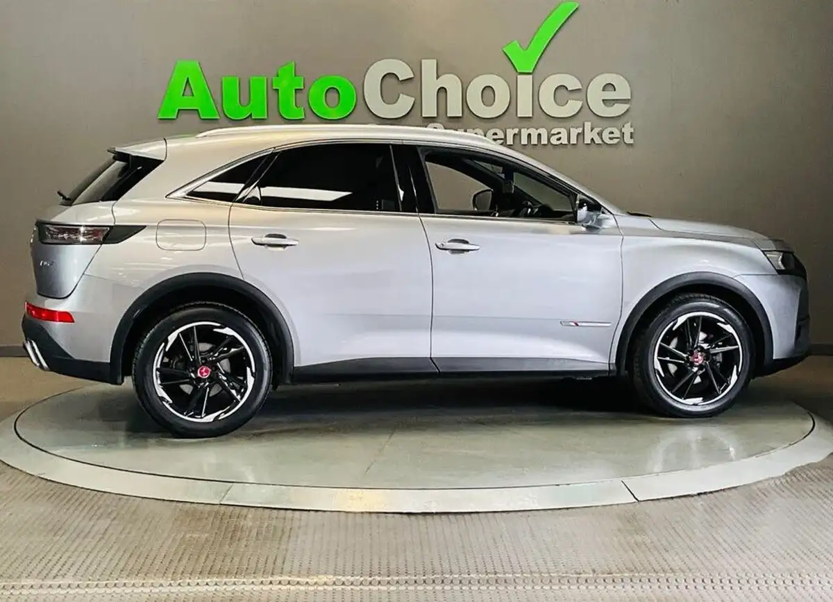 2019-ds-ds-7-crossback-20bluehdi-performance-line-big-18