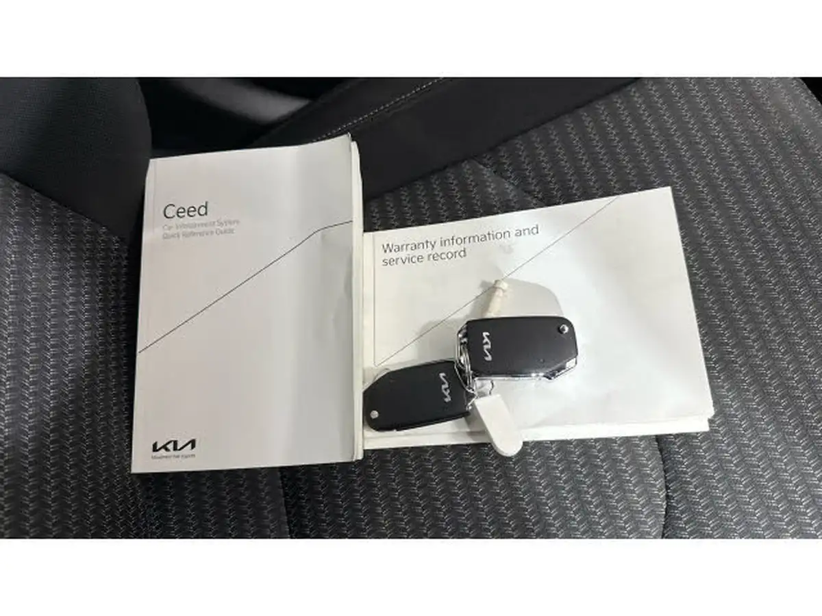 2022-kia-xceed-10-t-gdi-2-big-30
