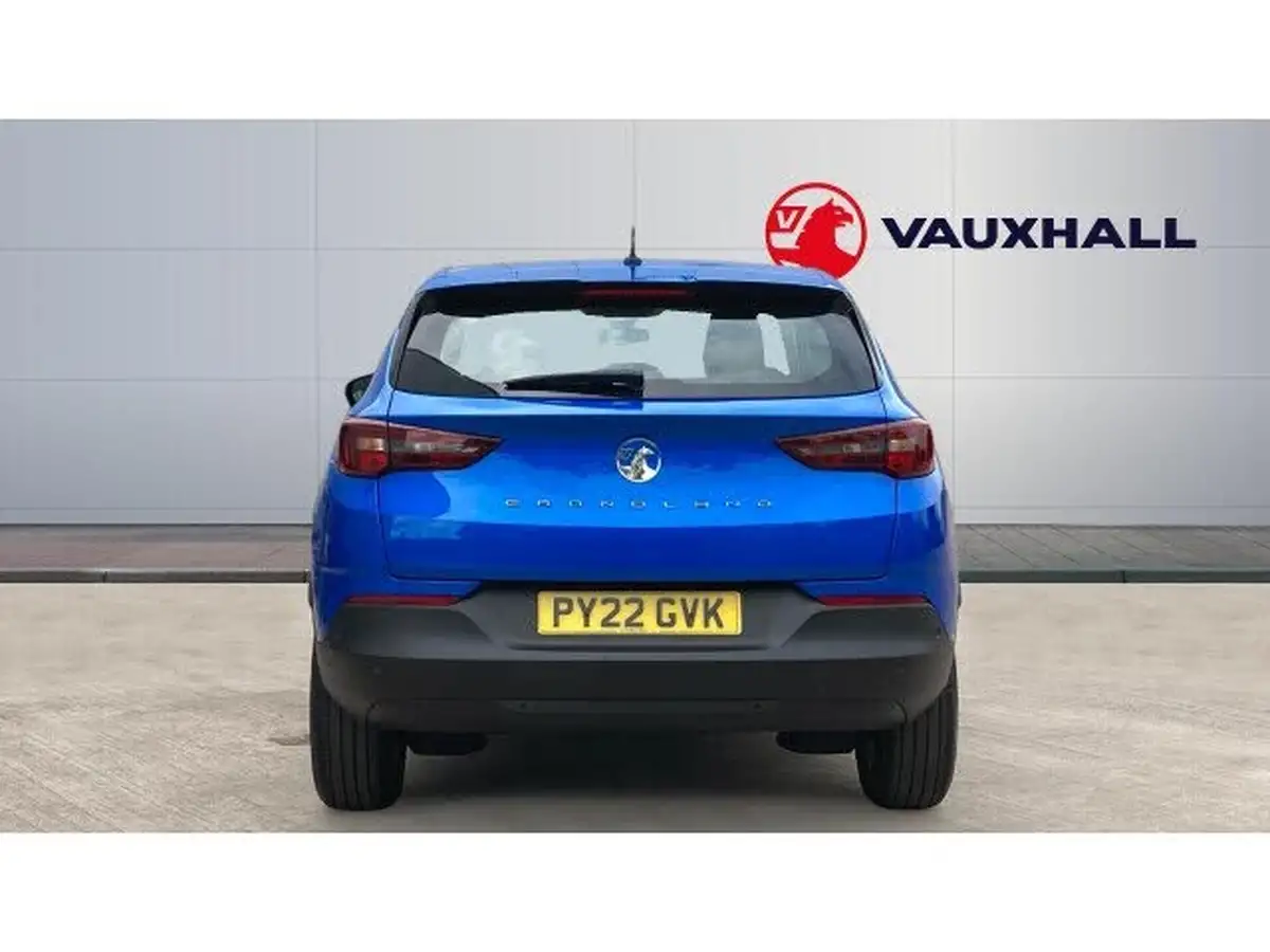 2022-vauxhall-grandland-12-design-big-5