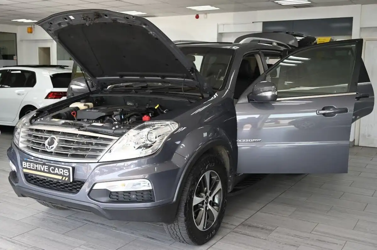 2017-kgm-ssangyong-rexton-w-22td-elx-big-11