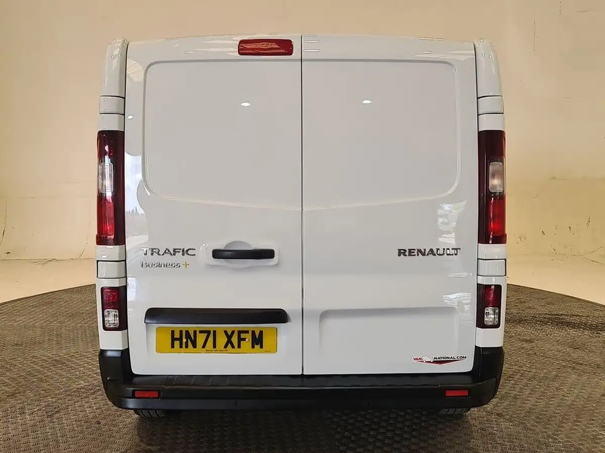 2021-renault-trafic-20dci-ll30-energy-120-business-panel-big-17
