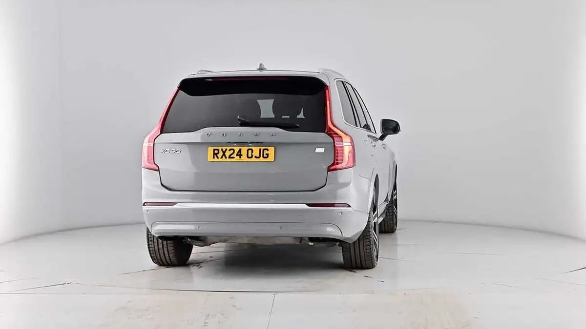 2024-volvo-xc90-20-t8-ultimate-dark-big-76