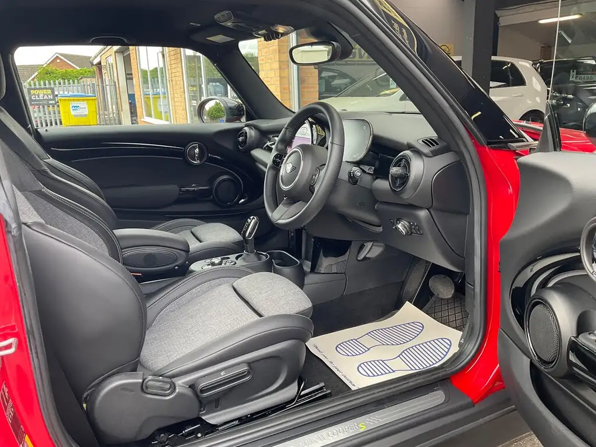 2021-mini-cooper-e-cooper-s-2-big-20