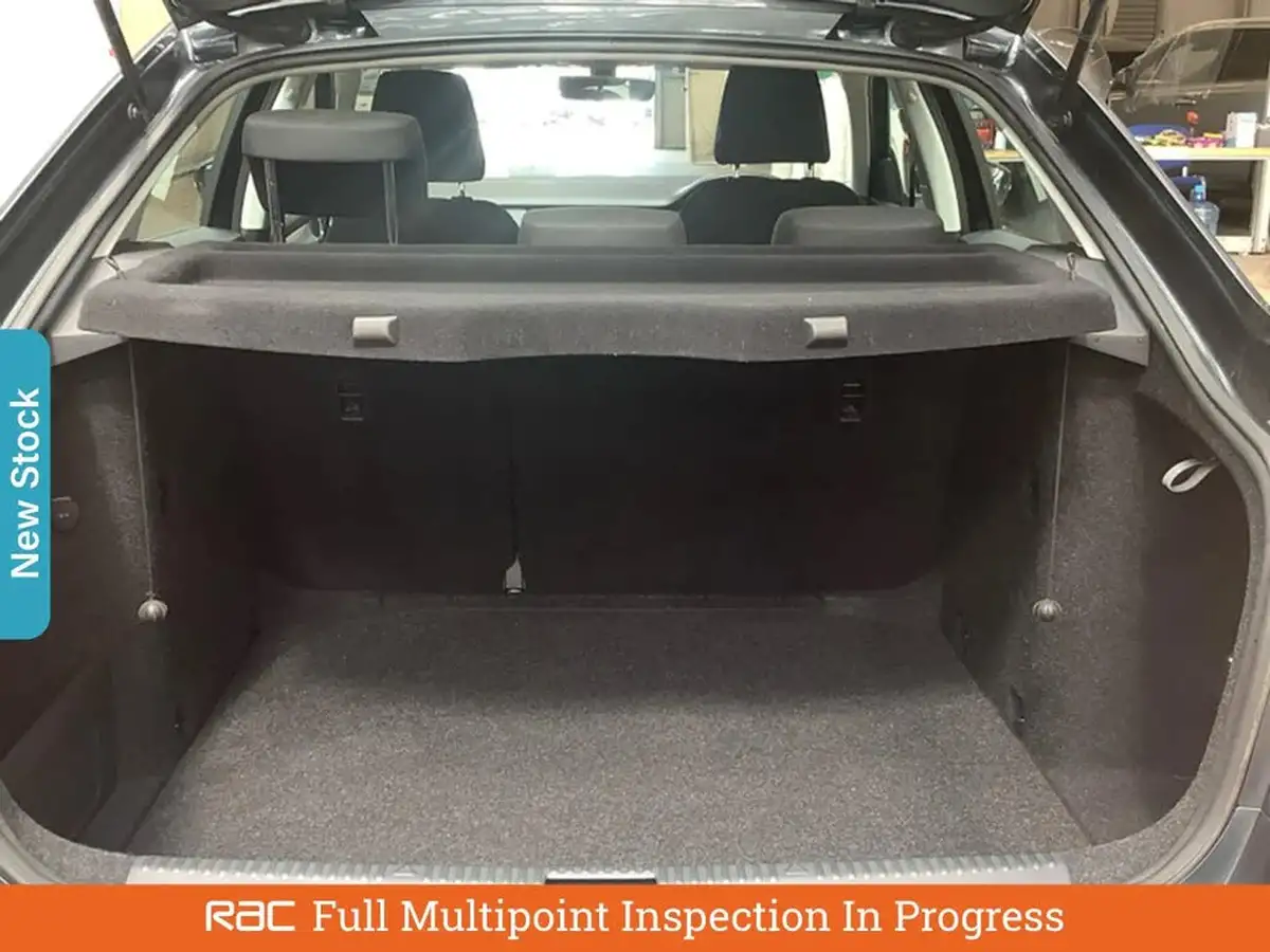 2017-skoda-octavia-20tdi-se-technology-hatchback-big-5