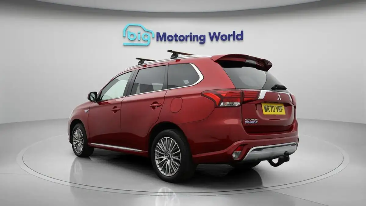 2020-mitsubishi-outlander-24-exceed-phev-big-5