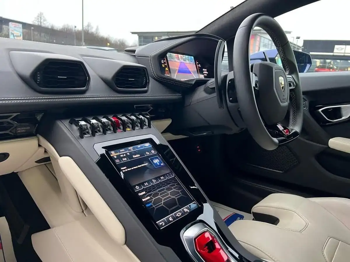 2021-lamborghini-huracan-big-22
