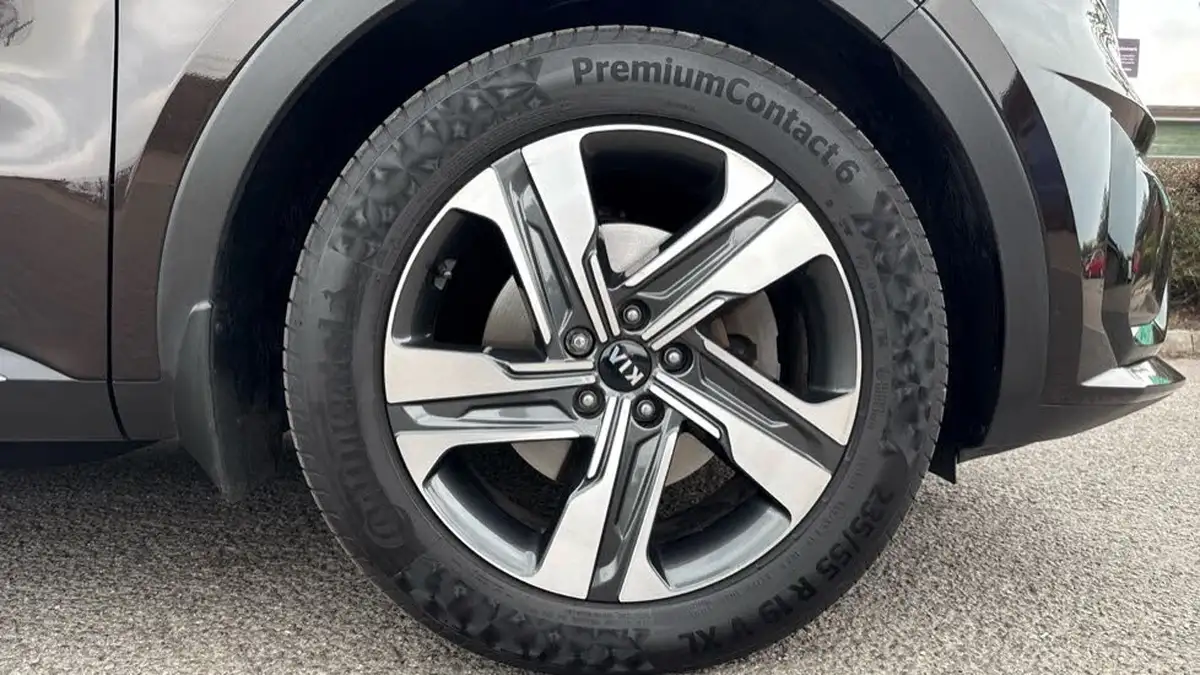 2022-kia-sorento-16-t-gdi-3-261bhp-phev-big-4